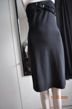 Robe noire bustier  boucle ronde, Vêtements | Femmes, Noir, Taille 38/40 (M), Porté, Enlèvement ou Envoi