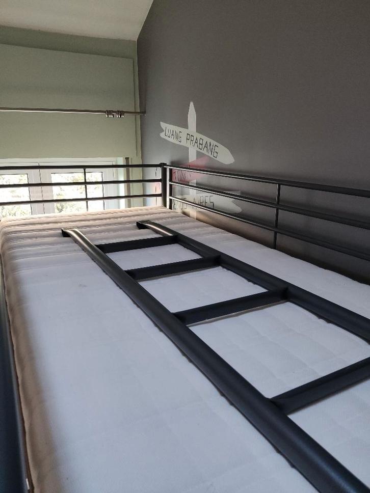 Lit mezzanine avec bureau, Maison & Meubles, Chambre à coucher | Lits, Utilisé, Une personne, Noir, Enlèvement