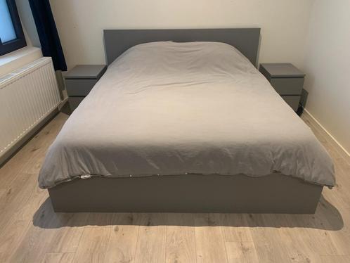 IKEA MALM Bedonderstel Hoog (Grijs), Maison & Meubles, Chambre à coucher | Lits, Utilisé, Deux personnes, 180 cm, 200 cm, Bois