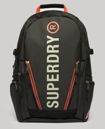 Superdry Black Tarp rugzak, Autres marques, 25 à 40 cm, Étanche, Comme neuf