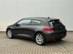 ✅Vw Scirocco 1.4 TSI GARANTIE Airco Leder Navi RNS Zetelverw, Auto's, Zwart, 4 cilinders, Leder, Bedrijf