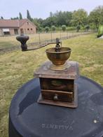 Koffiemolen, Ophalen