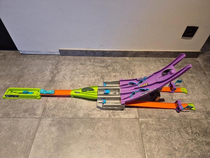 Hotwheels Split Speeders - Blade Raid, Kinderen en Baby's, Speelgoed | Racebanen, Gebruikt, Racebaan, Opwindmechanisme, Hot Wheels