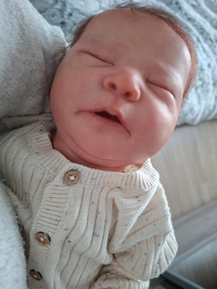 reborn baby Chase, Verzamelen, Poppen, Zo goed als nieuw, Pop, Levensecht of Reborn, Ophalen of Verzenden