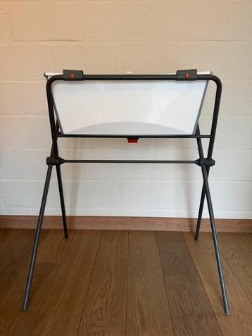 Stokke Flexi Bath Standaard met newborn support beschikbaar voor biedingen