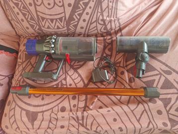Dyson V10  beschikbaar voor biedingen