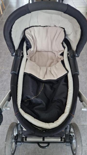 Musty Kinderwagen Full option + accessoires beschikbaar voor biedingen