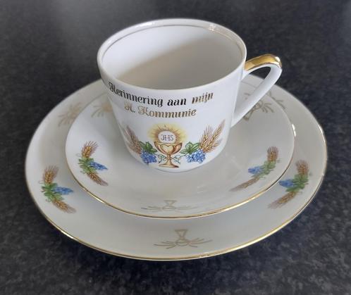 Heilige 1ste communie servies Kahla jaren 70, Antiek en Kunst, Curiosa en Brocante, Ophalen of Verzenden