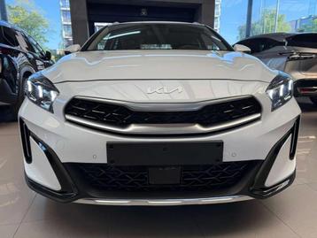 Kia Xceed 1.6i PHEV HYBRIDE - NIEUW - FULL (ELEK.KOFFER/GPS), Auto's, Kia, Automaat, XCeed, Gebruikt, Wit