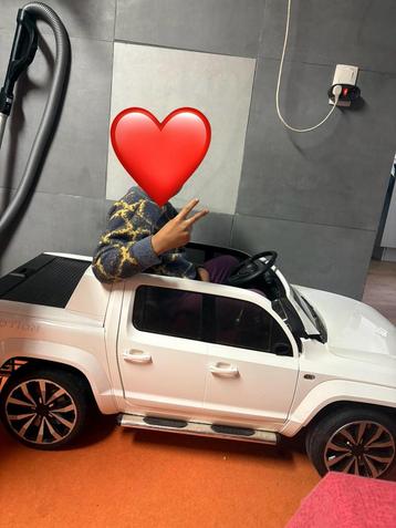 Voiture volkswagen pour enfant beschikbaar voor biedingen