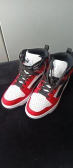 Puma rebound V6 kinderen maat 36, Sport en Fitness, Basketbal, Ophalen of Verzenden, Nieuw, Schoenen