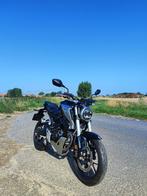 Honda CB125R amper 2900 km niet van nieuw te onderscheiden !, Motoren, Motoren | Honda, Particulier, 125 cc, 11 kW of minder, 1 cilinder