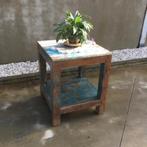 Mooi stoer authentieke bijzettafel/werkbankje, Enlèvement, Utilisé, Carré, Bois
