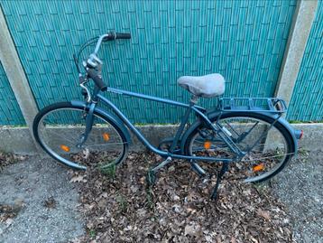 Herenfiets beschikbaar voor biedingen