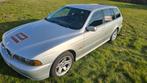 BMW 520D, Autos, BMW, Cuir, Argent ou Gris, Attache-remorque, Boîte manuelle