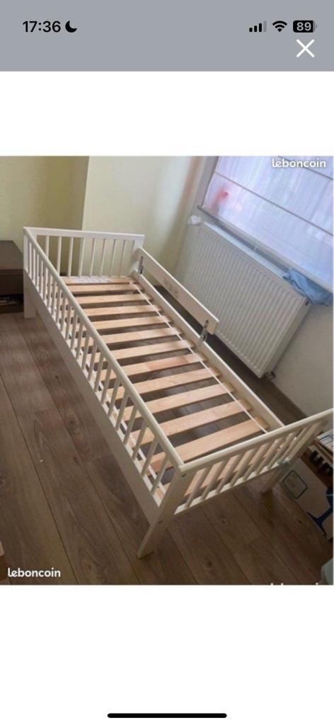 Peuterbed +matras+matras beschermer en 2 hoeslakens, Kinderen en Baby's, Kinderkamer | Bedden, Gebruikt, 140 tot 160 cm, 70 tot 85 cm