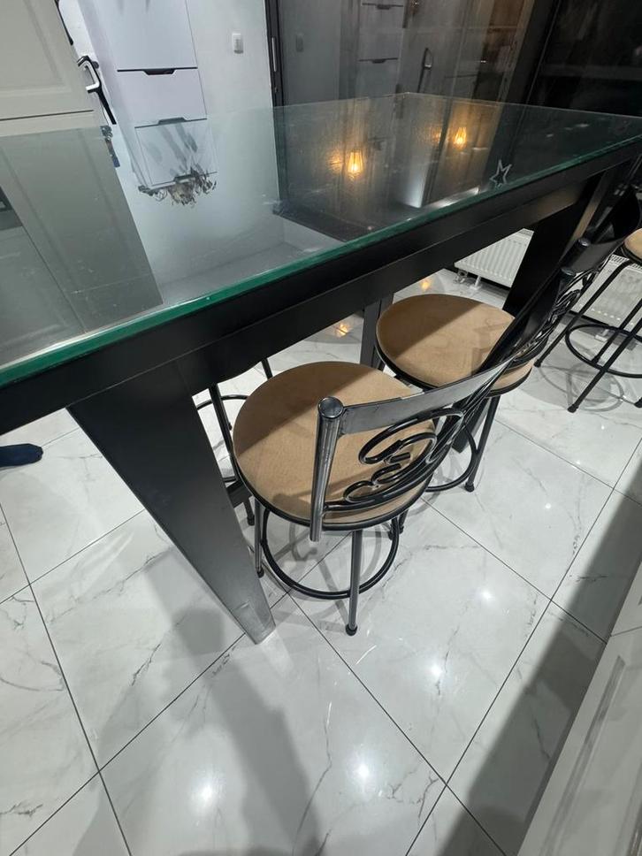 Tafel en 4 stoelen, Huis en Inrichting, Tafels | Salontafels, Zo goed als nieuw, Glas, Ophalen