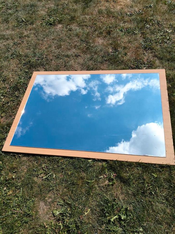 Grote spiegel, Huis en Inrichting, Woonaccessoires | Spiegels, Zo goed als nieuw, Ophalen