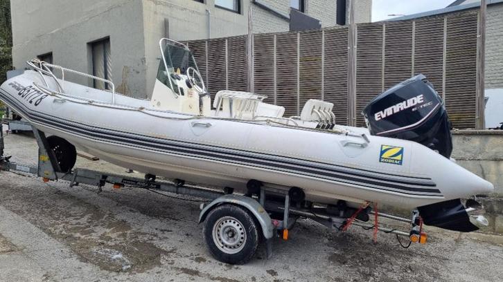 Bateau à moteur hord bord semi-rigide, Watersport en Boten, Rubberboten, Gebruikt, Zodiac, Overige materialen, 120 tot 200 pk