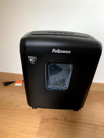 Papierversnipperaar beschikbaar voor biedingen