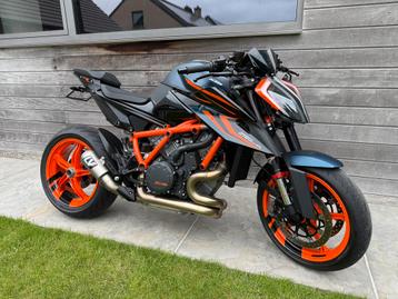 KTM Superduke 1290R 10-2022, 5352km! Akrapovic mapping! beschikbaar voor biedingen