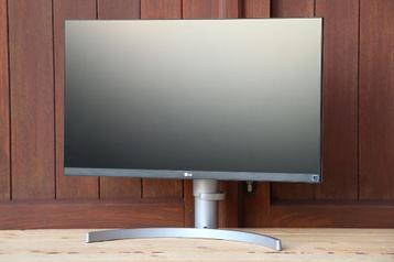 LG 27" Monitor 4K  beschikbaar voor biedingen