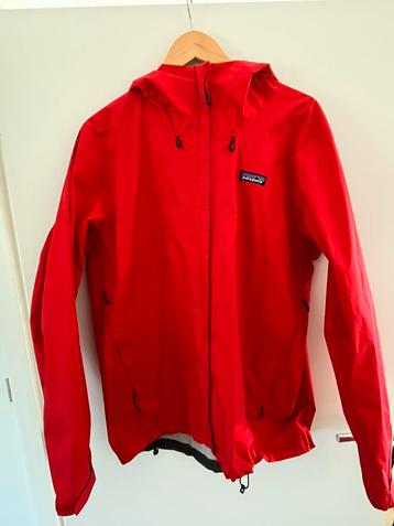 Patagonia torrentshell regenjas L beschikbaar voor biedingen