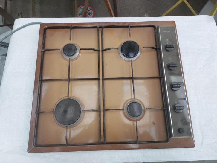 Siemens gasfornuis, Elektronische apparatuur, Fornuizen, Zo goed als nieuw, Gas, 4 kookzones, Ophalen of Verzenden
