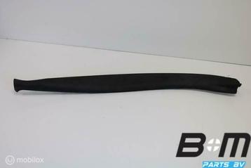 Afsluitstrip links achter VW Golf 5 beschikbaar voor biedingen