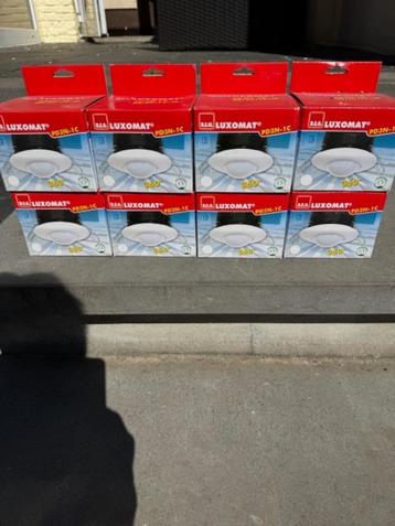 Spot met sensor beschikbaar voor biedingen