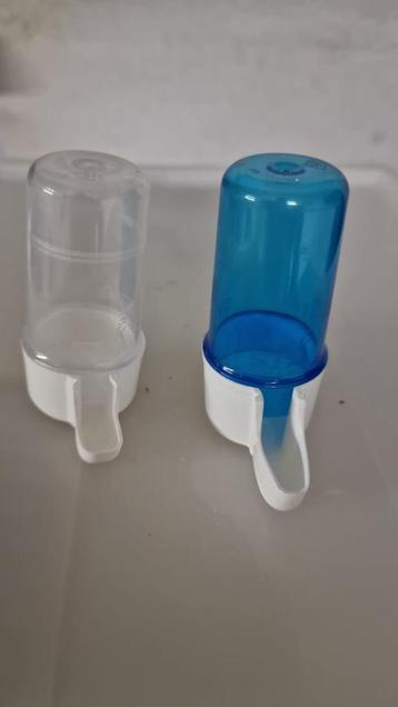 Drinkflesjes beschikbaar voor biedingen