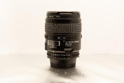 Nikon AF Micro Nikkor 60mm f/2,8 D, Audio, Tv en Foto, Foto | Lenzen en Objectieven, Zo goed als nieuw, Macrolens, Ophalen of Verzenden