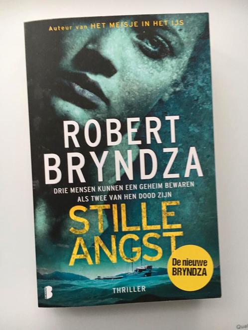 Stille Angst - Robert Bryndza, Boeken, Thrillers, Zo goed als nieuw, Ophalen of Verzenden
