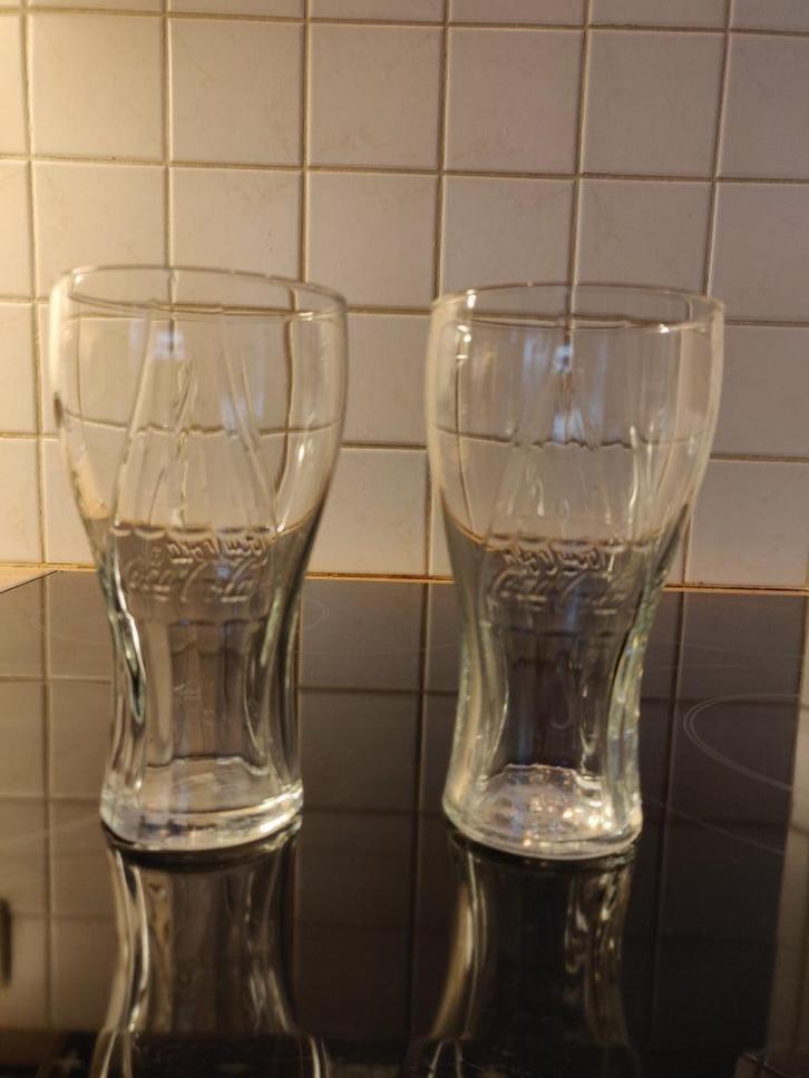 Set van 2 vintage Coca-Cola glazen, Verzamelen, Glas en Drinkglazen, Zo goed als nieuw, Frisdrankglas, Ophalen
