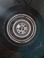 PNEU HIVER HANKOOK 215/70R/15C, Auto-onderdelen, Banden en Velgen, Ophalen, 15 inch, Banden en Velgen, Winterbanden