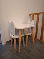 Kindertafel met 2 stoelen (Petite Amelie), Kinderen en Baby's, Ophalen, Gebruikt, Stoel(en)