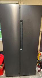 Zwarte Amerikaanse frigo/diepvries, Elektronische apparatuur, Koelkasten en IJskasten, Ophalen, Zo goed als nieuw, Met aparte vriezer