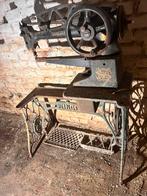 Ancienne machine à coudre, Antiquités & Art