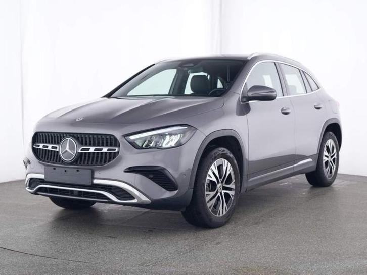 Uitrusting Progressieve line Advanced  Aanhangwagenkoppeling, Auto's, Mercedes-Benz, Bedrijf, Te koop, GLA, Hybride Elektrisch/Benzine