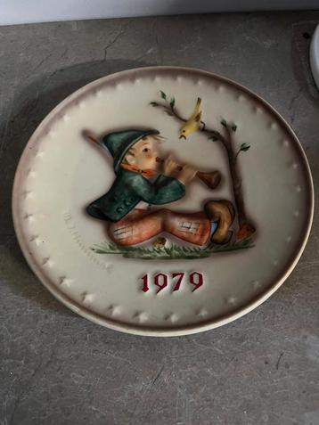 Hummel jaarbord 1979 beschikbaar voor biedingen