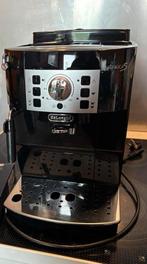 Delonghi Ecam20.110.B magnifica S, Machine à espresso, Réservoir d'eau amovible, Café en grains, 2 à 4 tasses