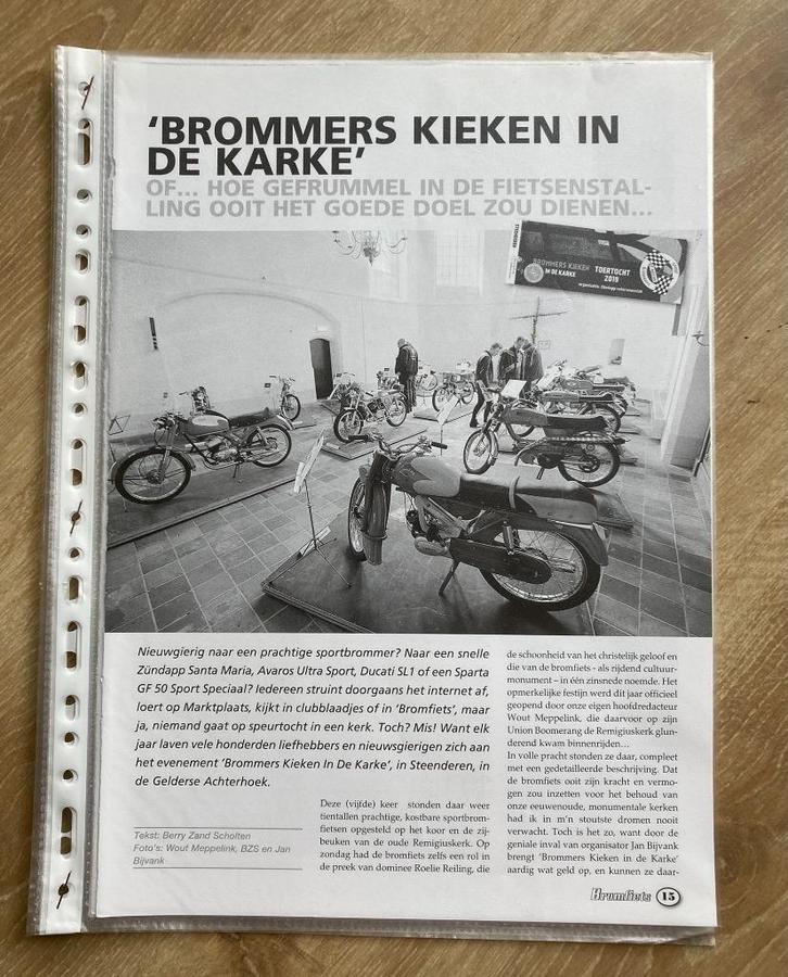 Unieke Map met Brommers kieken in de Karke / in Steenderen, Fietsen en Brommers, Handleidingen en Instructieboekjes, Zo goed als nieuw