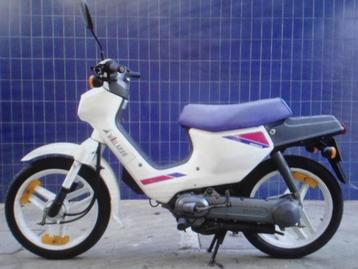 Honda wallaroo : orgineel zadel met klein scheurtje beschikbaar voor biedingen
