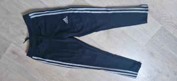 Adidas trainingsbroek voor voetbal maat 7-8 jaar