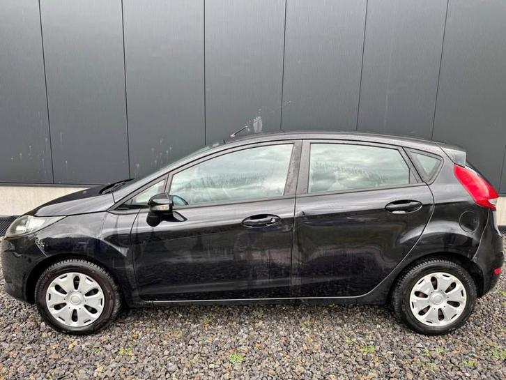 ford fiesta 2010, Auto's, Ford, Particulier, Fiësta, Benzine, 5 deurs, Handgeschakeld, Zwart, Grijs, Stof, Voorwielaandrijving