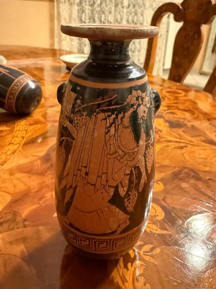 oude Griek Terracotta Alabastron - 15 cm, Antiek en Kunst, Kunst | Niet-Westerse kunst, Ophalen of Verzenden