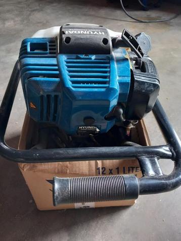 Grondboor machine beschikbaar voor biedingen