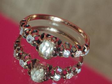Antieke gouden ring met diamanten 0,40kt, 19eeuw beschikbaar voor biedingen
