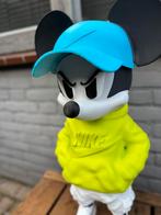 Statue de Mickey Mouse, style branché, Nike, Enlèvement, Comme neuf, Fantasy