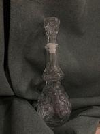 Karaf in bewerkt glas - originele kurk, Antiek en Kunst, Verzenden